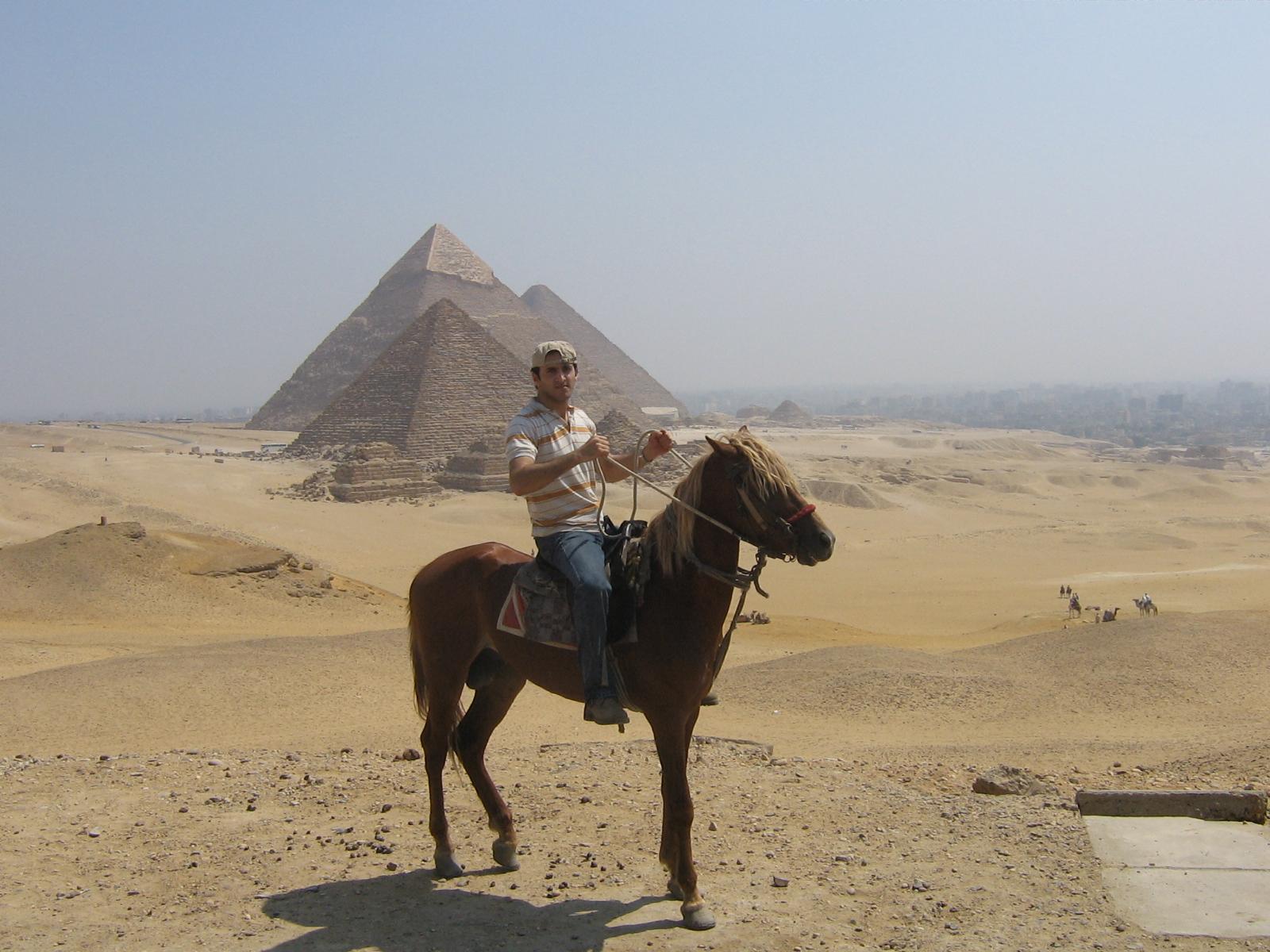 pyramid.jpg